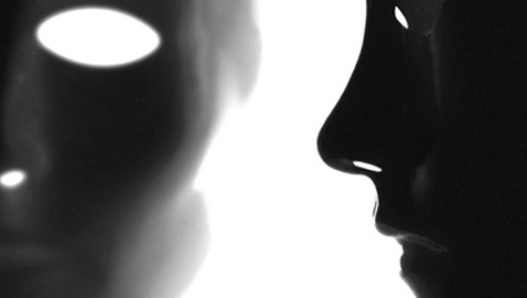 daniele gravili maschere violenza